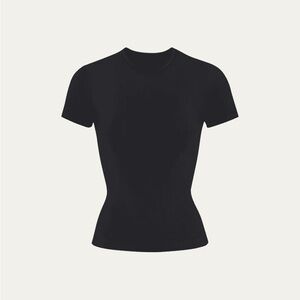 SKIMS Soft Smoothing Fits Everyone Short Sleeve Tee